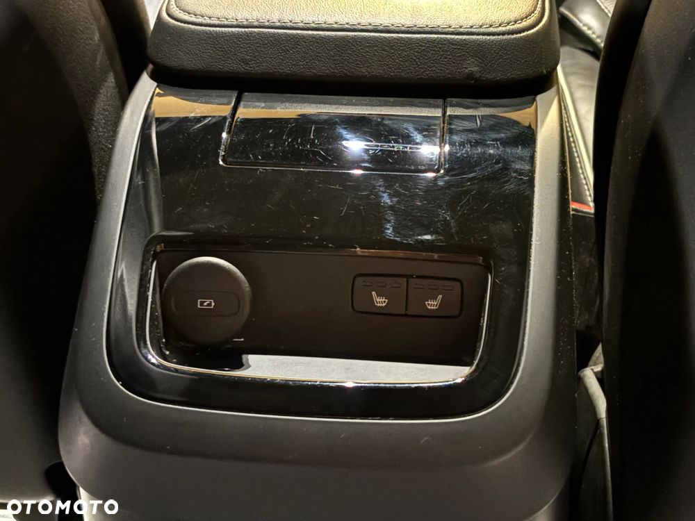 Volvo V60 T8 AWD Recharge Geartronic RDesign - 25