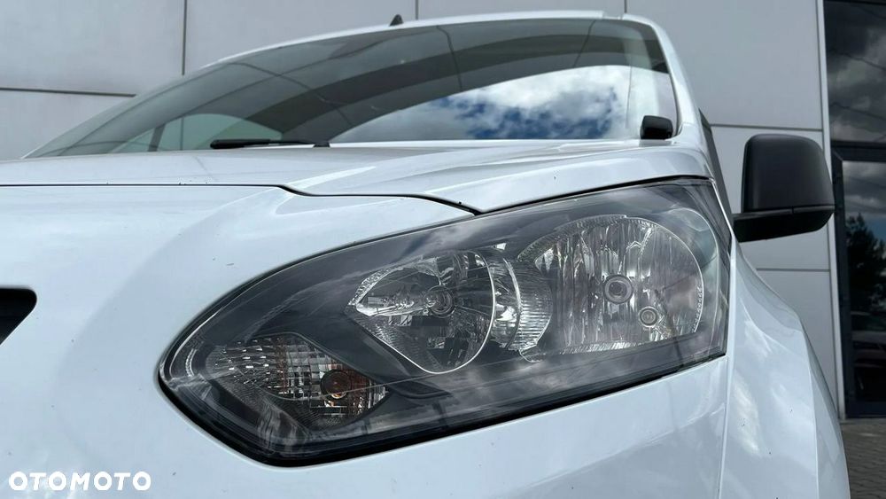 Ford Transit Connect - 4