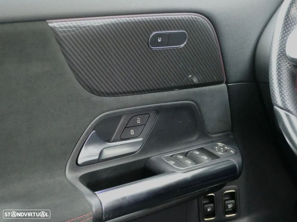 Mercedes-Benz GLA 250 e AMG Line - 21