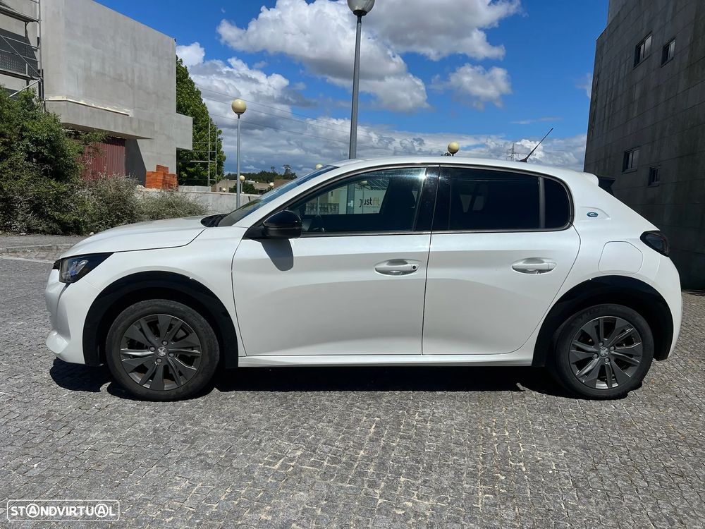 Peugeot 208 - 2