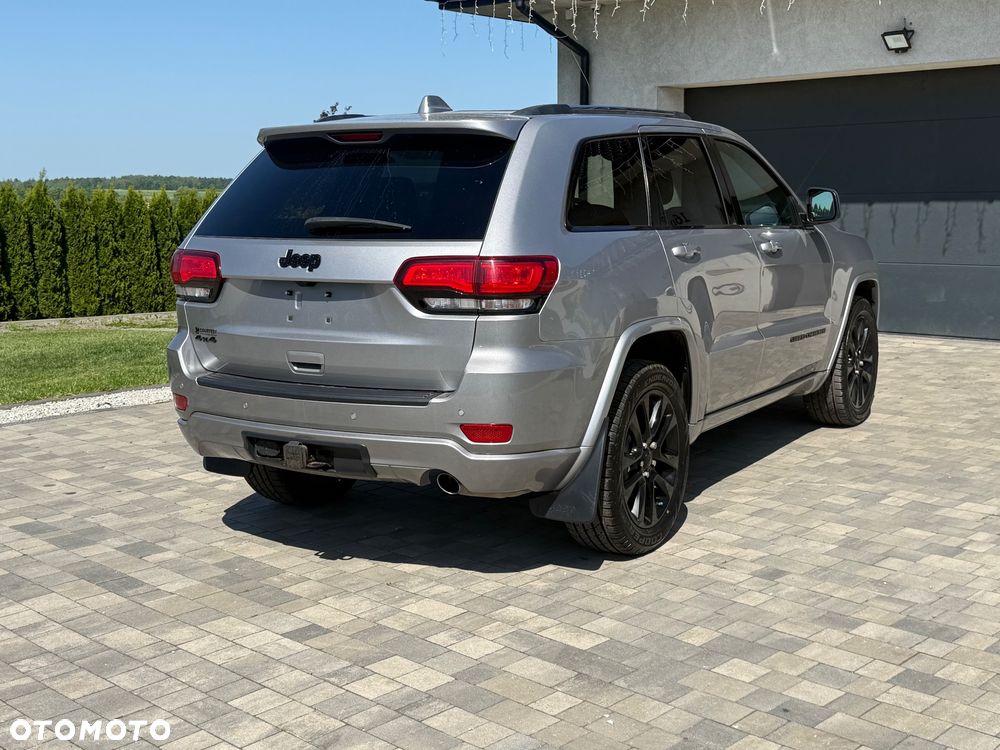 Jeep Grand Cherokee - 5
