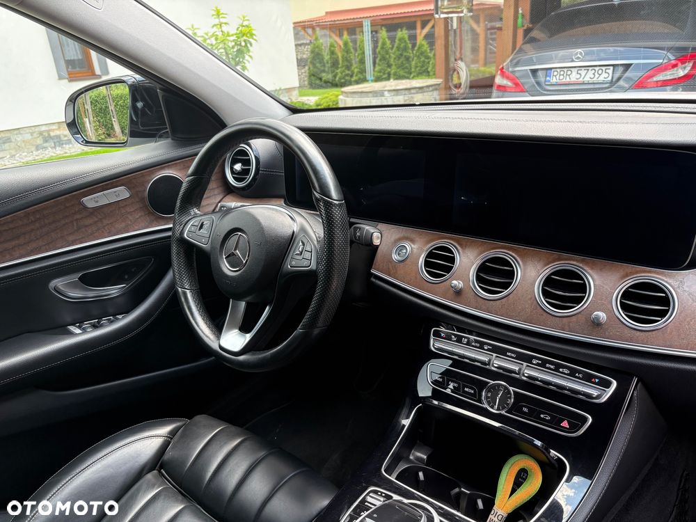 Mercedes-Benz Klasa E 220 d 9G-TRONIC AMG Line - 15