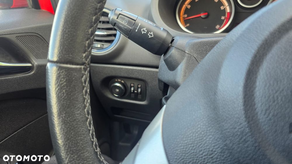 Opel Corsa 1.4 16V Active - 9