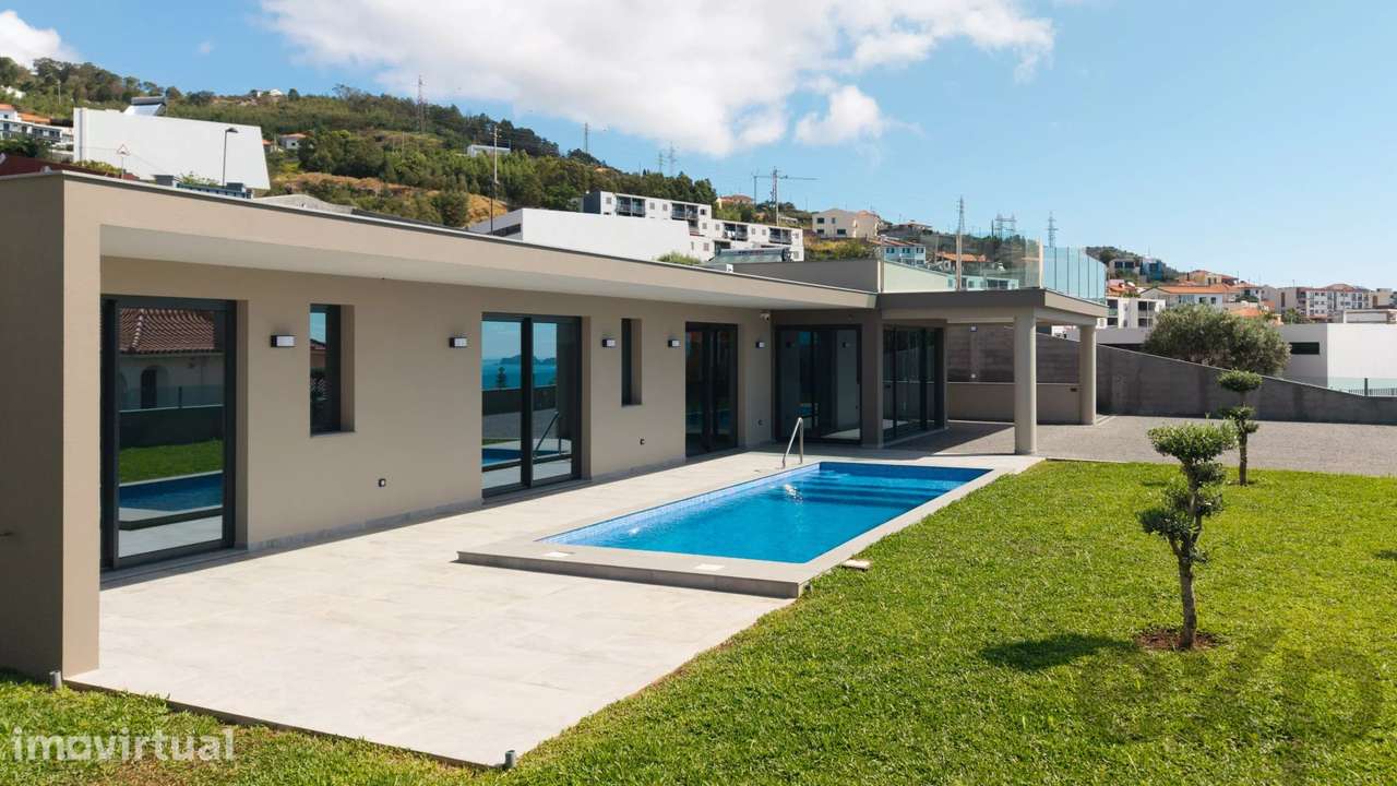 Casa Moderna com Vista Mar | Água de Pena, Madeira - Grande imagem: 3/60