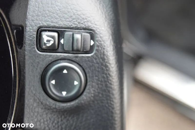 Nissan Qashqai 1.6 dCi 4 x 4 DPF Start/Stop 360 - 18