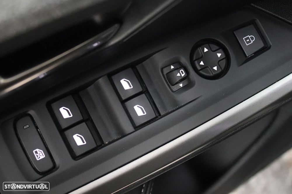 Peugeot 3008 1.2 Hybrid Allure e-DCS6 - 21