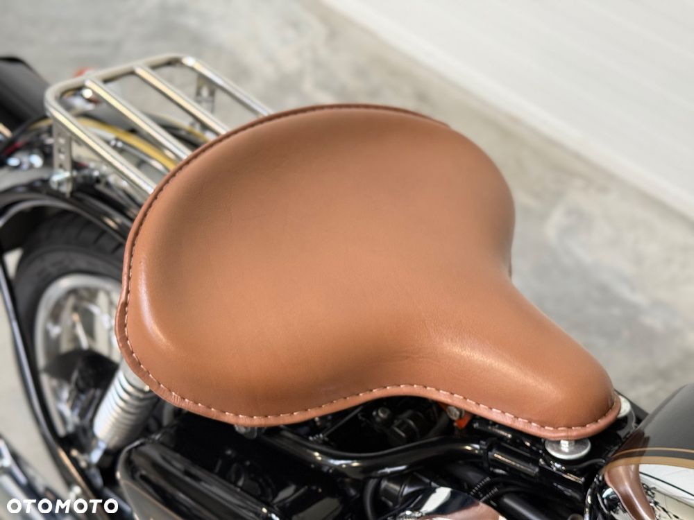 Royal Enfield Classic - 17