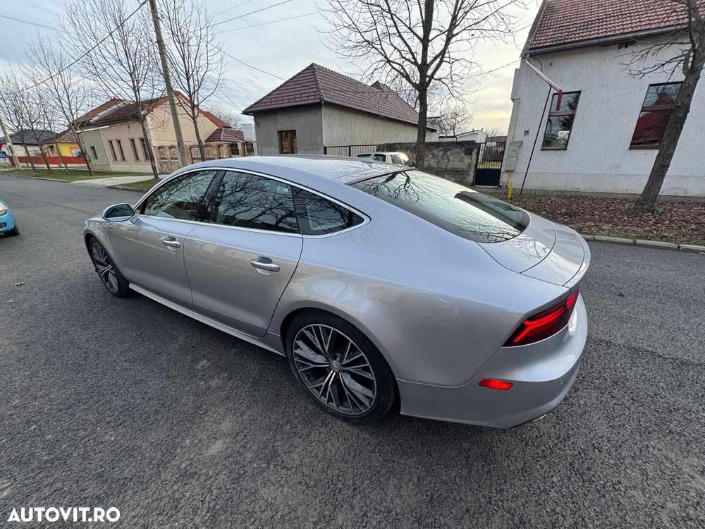 Audi A7 - 8