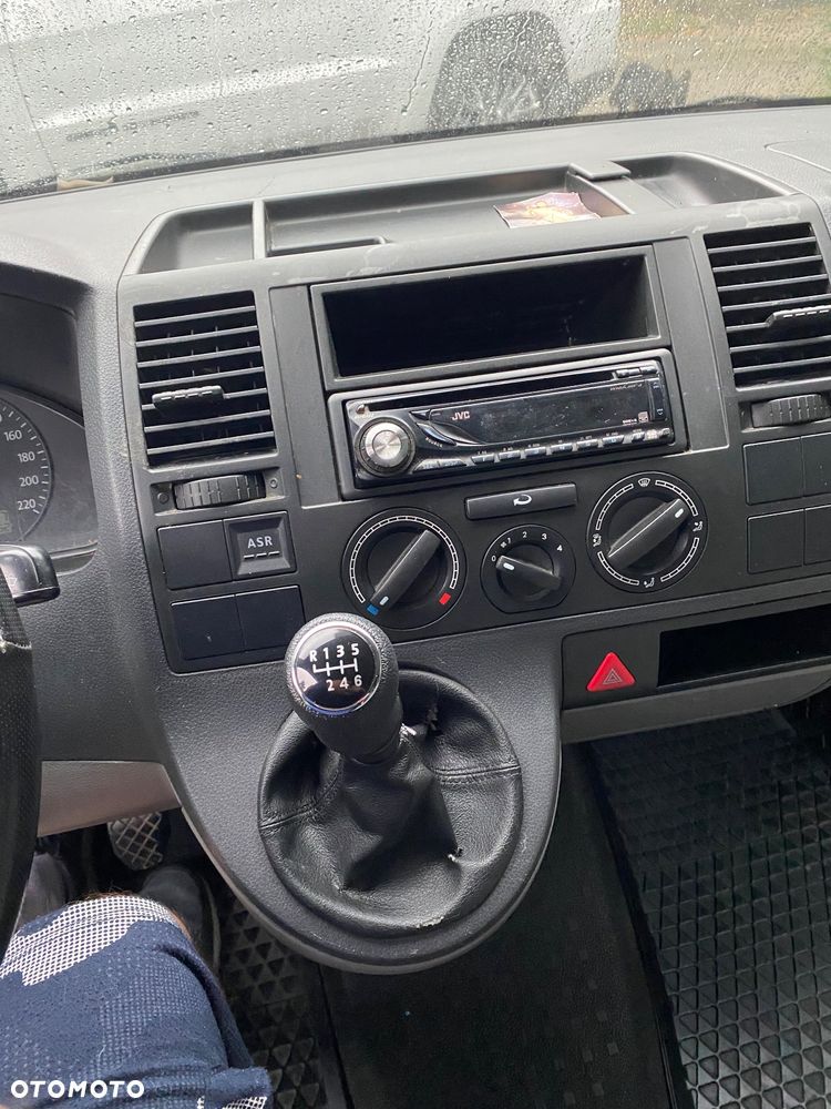 Volkswagen Transporter T5 - 15
