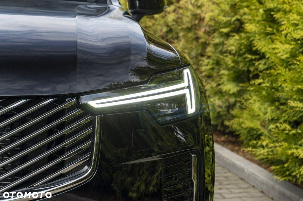 Volvo XC 90 - 13