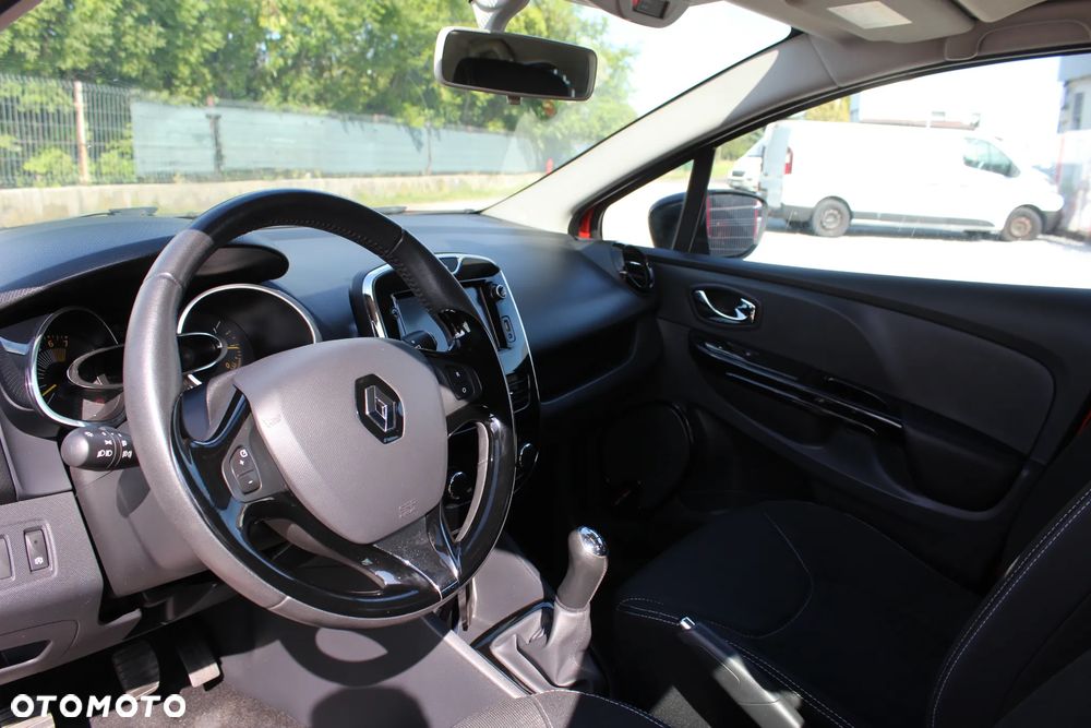 Renault Clio 0.9 TCe Alize - 14