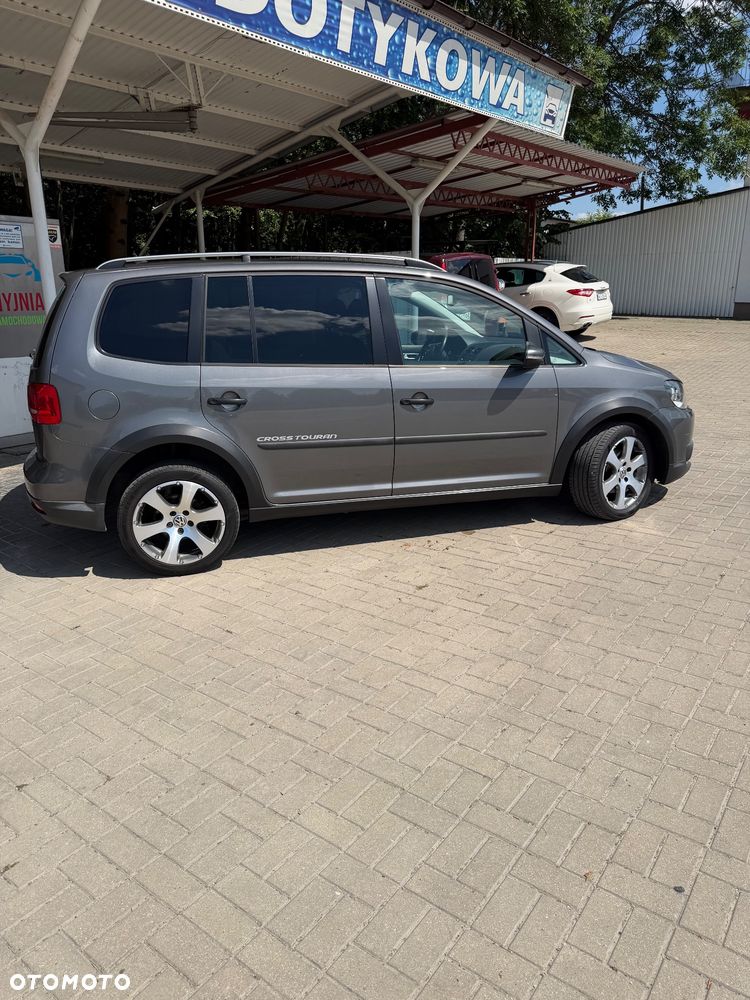 Volkswagen Touran 1.6 TDI DPF Cross - 7