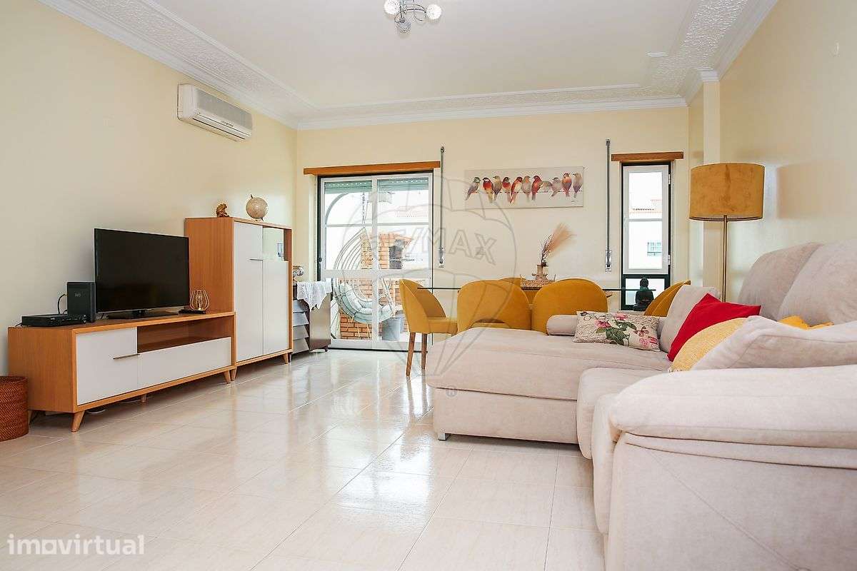 Apartamento T2 para venda - Grande imagem: 2/47