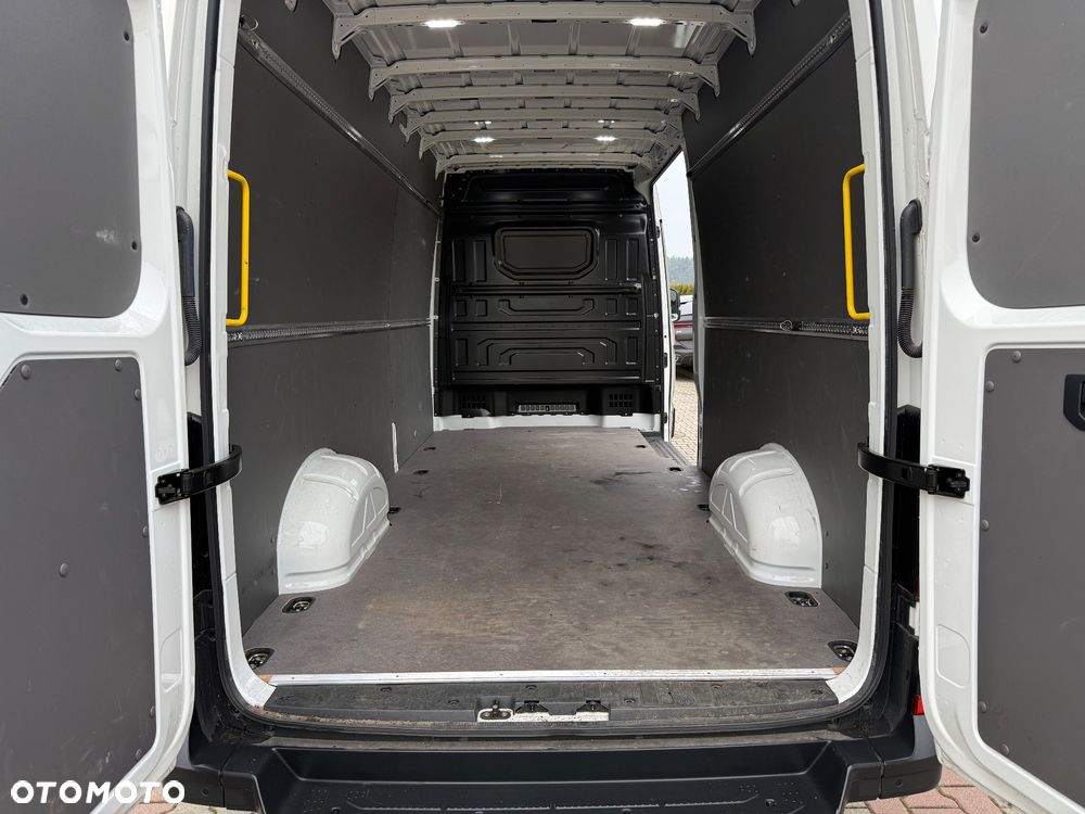 Volkswagen CRAFTER - 7