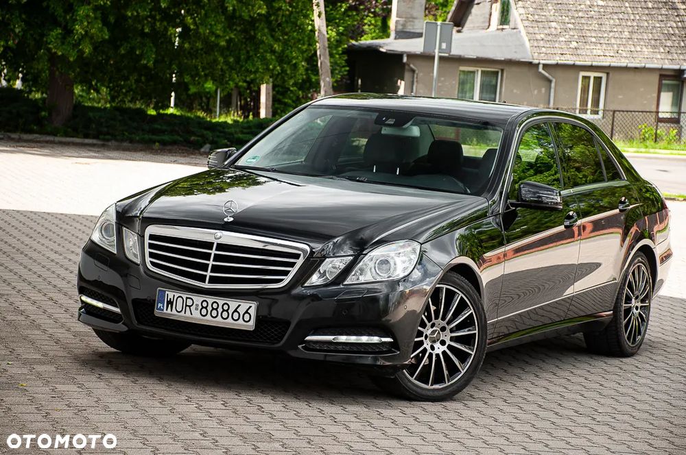 Mercedes-Benz Klasa E 220 BlueTEC 4Matic 7G-TRONIC Avantgarde - 14