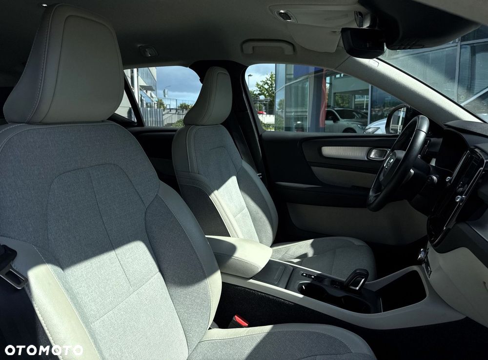 Volvo XC 40 - 20