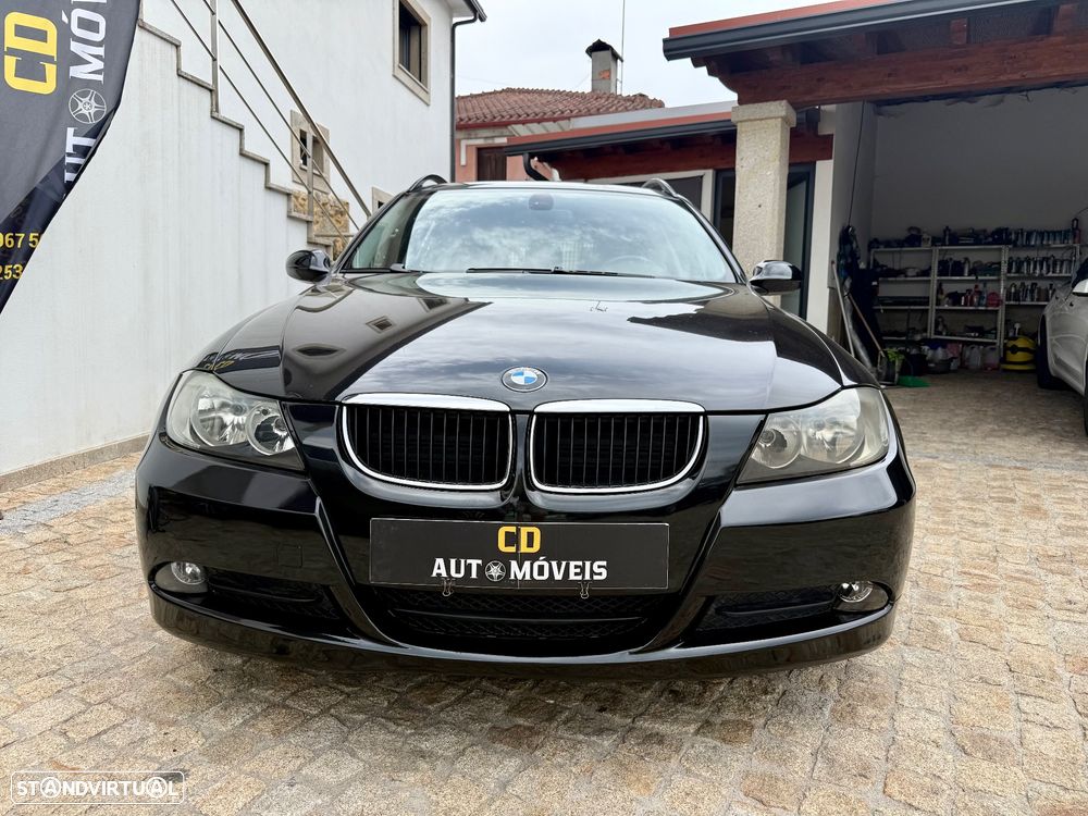BMW 320 d Sport - 25