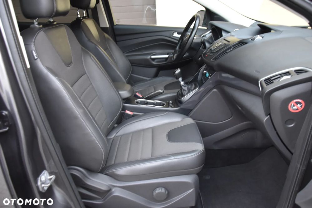 Ford Kuga 2.0 TDCi AWD Titanium - 17