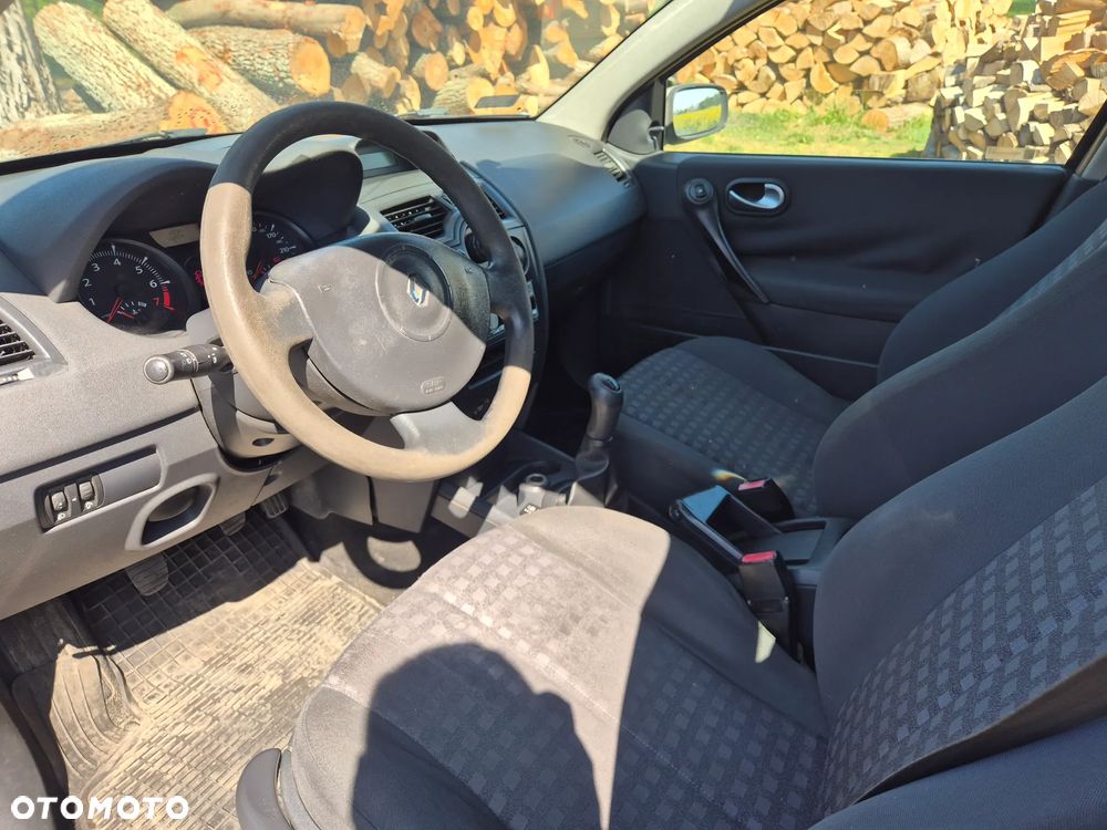 Renault Megane 1.4 16V Initio - 7
