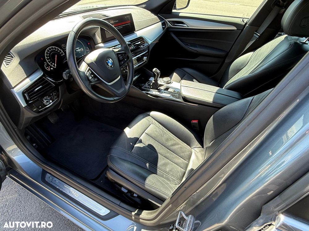 BMW Seria 5 520d Sport Line - 7