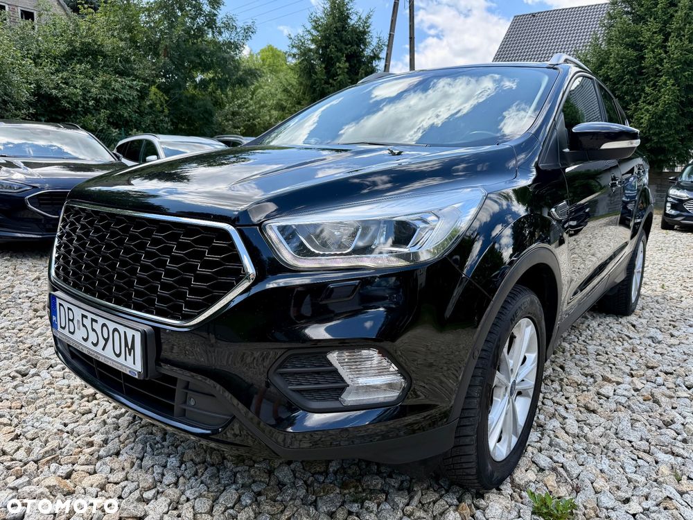 Ford Kuga 1.5 EcoBoost 2x4 Titanium - 1
