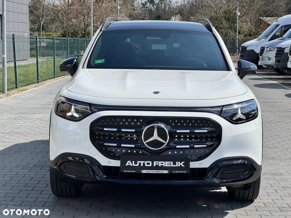 Mercedes-Benz GLB - 4