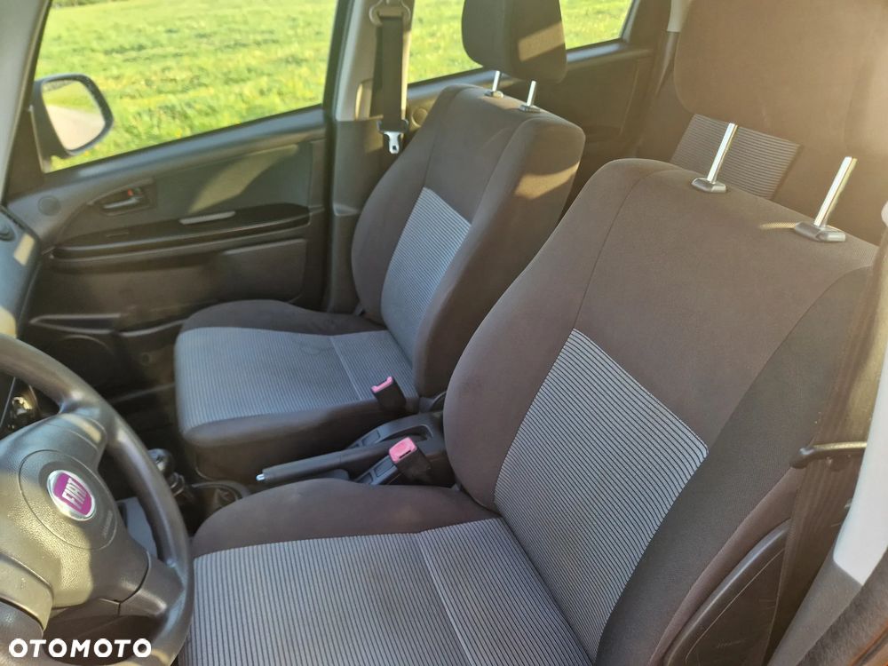 Fiat Sedici 1.6 16V 4x2 Dynamic Plus - 11