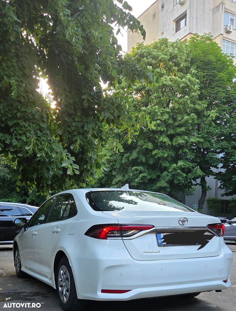 Toyota Corolla - 12