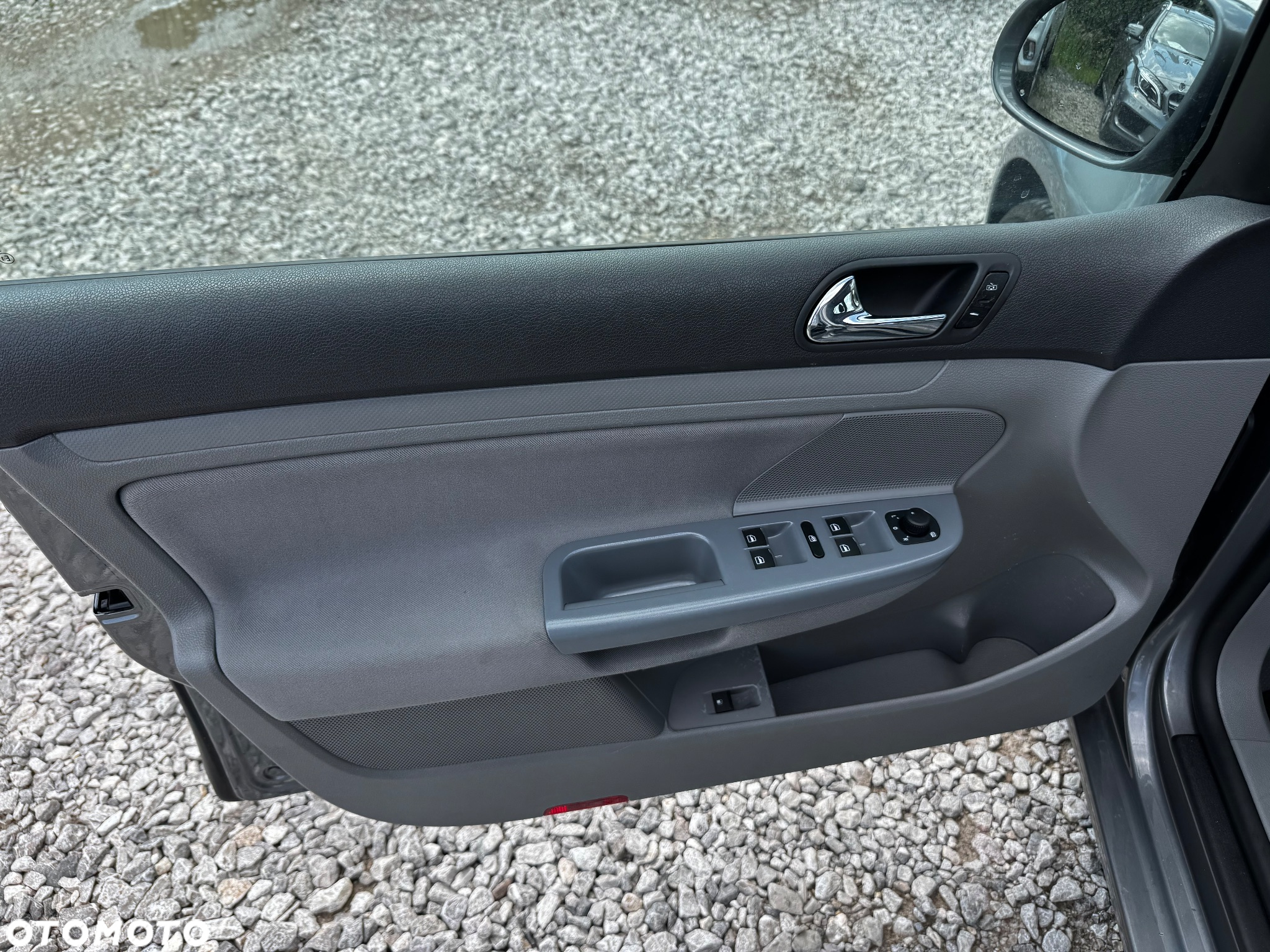 Volkswagen Golf 1.6 Trendline - 29