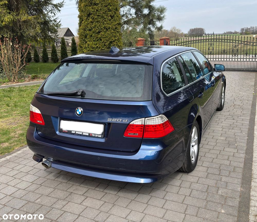 BMW Seria 5 520d Edition Lifestyle - 15