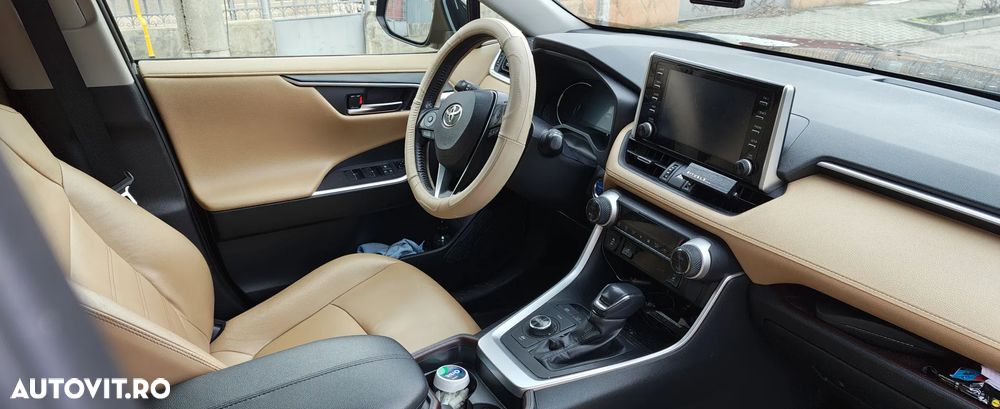 Toyota RAV4 2.5 VVT-iE 4x4 Luxury Plus - 9