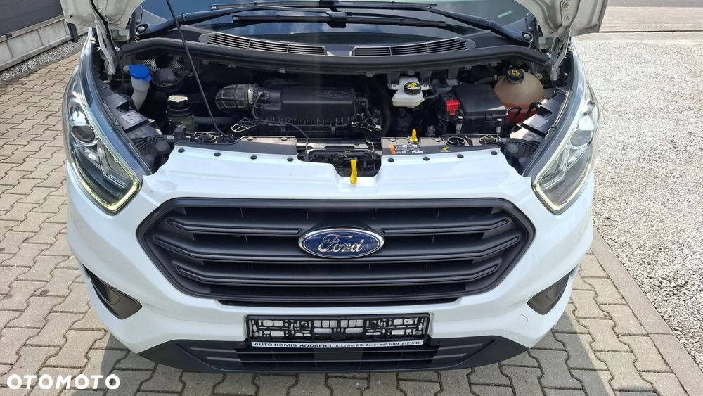 Ford TRANSIT CUSTOM - 16