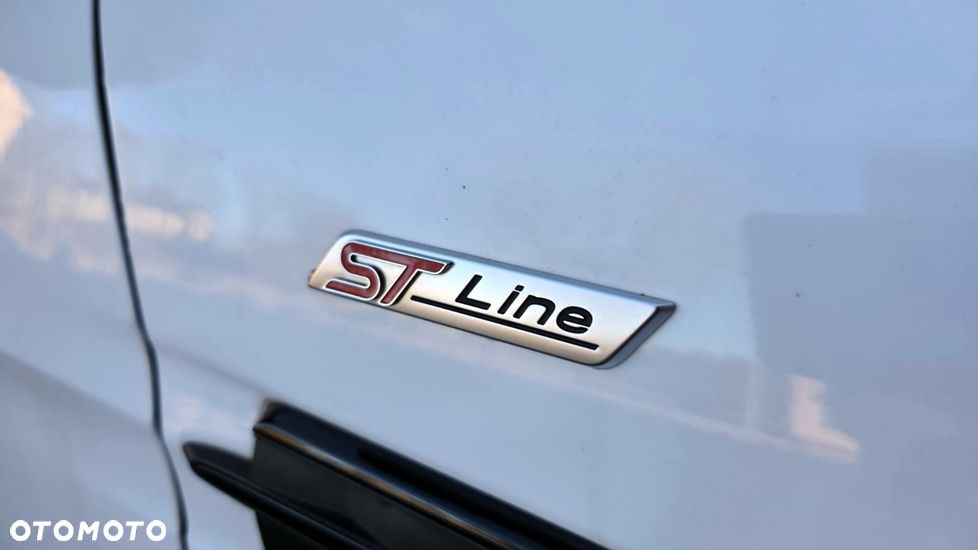 Ford Kuga 2.0 TDCi 2x4 ST-Line - 23