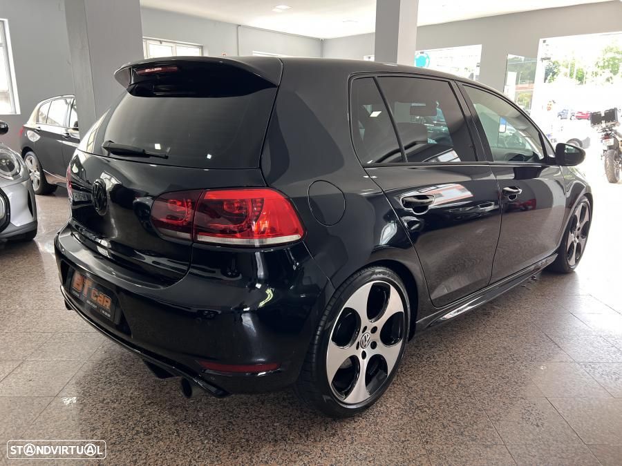 VW Golf 2.0 TSi GTI DSG - 27