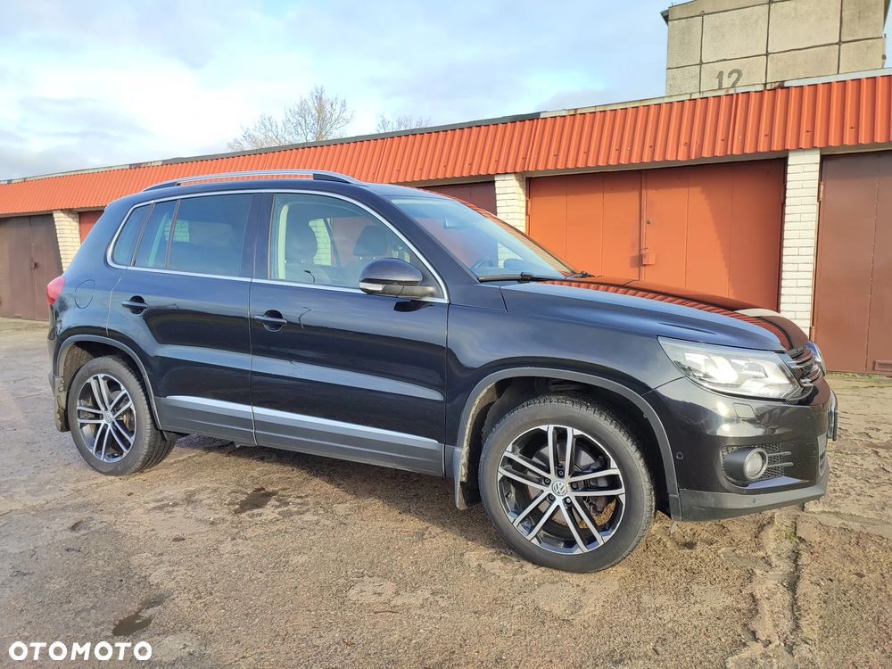 Volkswagen Tiguan 2.0 TDI 4Mot Perfectline R-Style DSG - 24