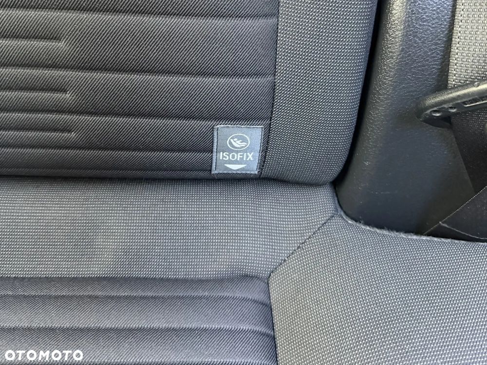 Toyota Auris - 33