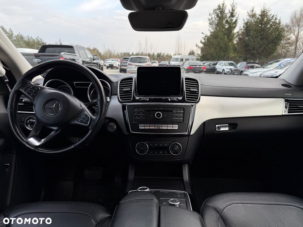 Mercedes-Benz GLE 350 d 4Matic 9G-TRONIC AMG Line - 21