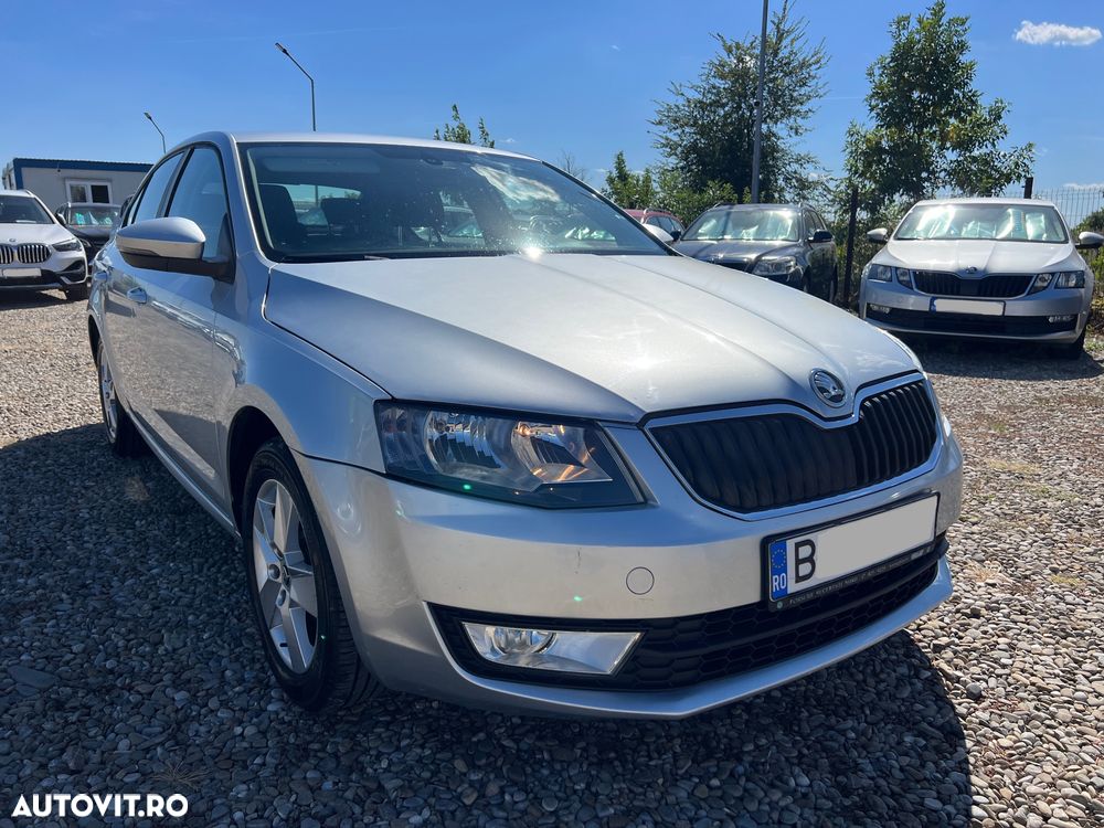 Skoda Octavia 1.2 TSI STYLE - 9
