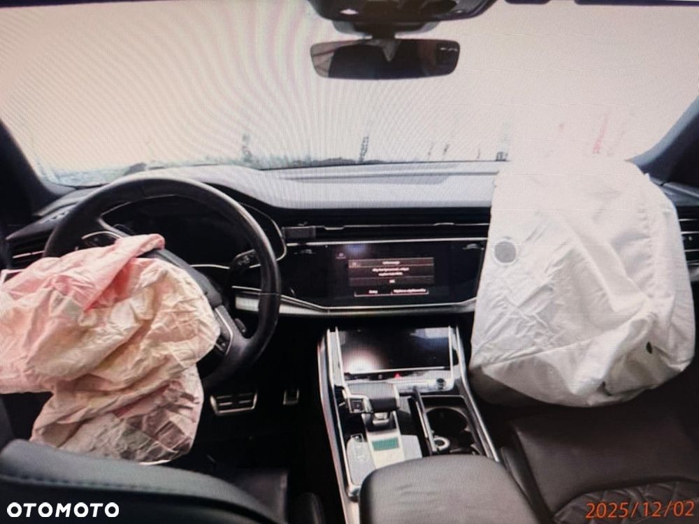 Audi Q8 60 TFSI e Quattro Tiptronic - 12