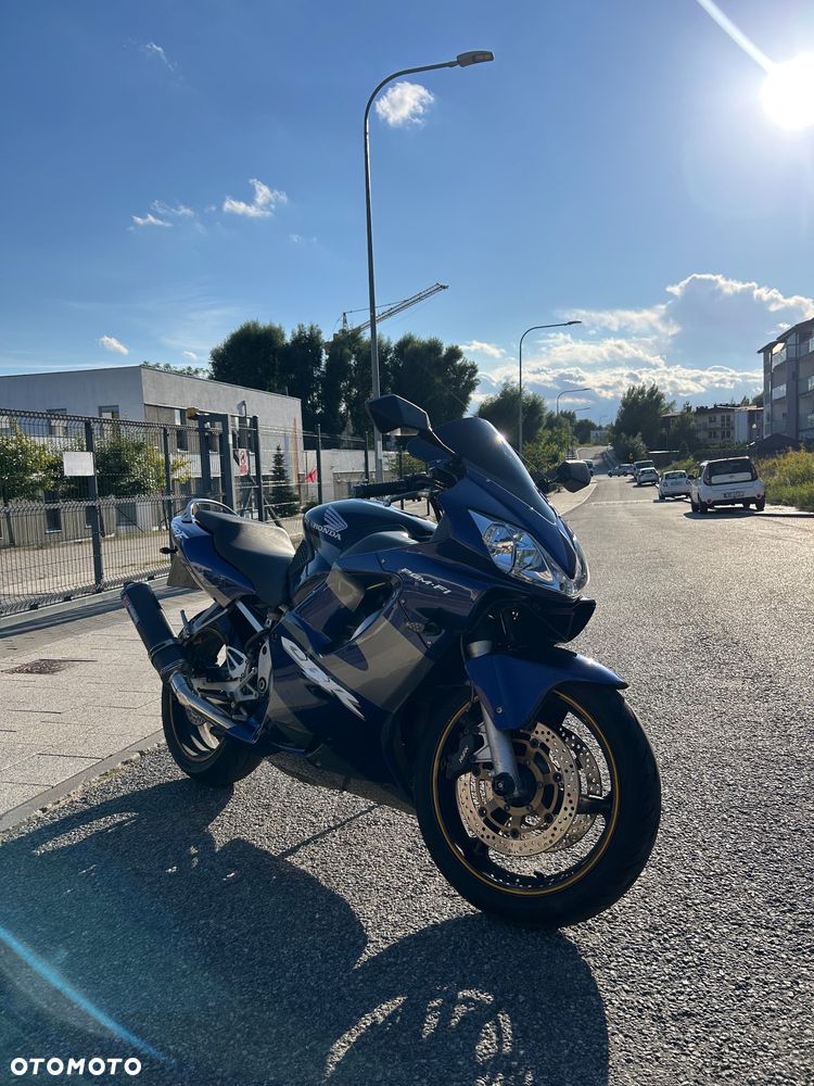 Honda CBR - 2