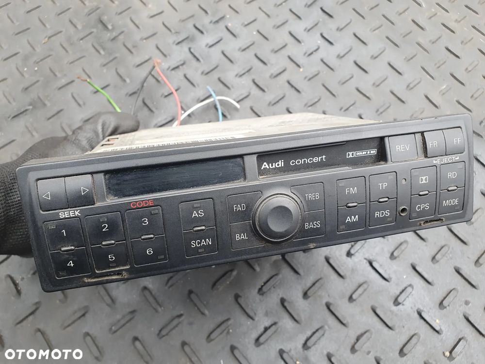 RADIO AUDI CONCERT AUDI A2 4B0035186D - 2