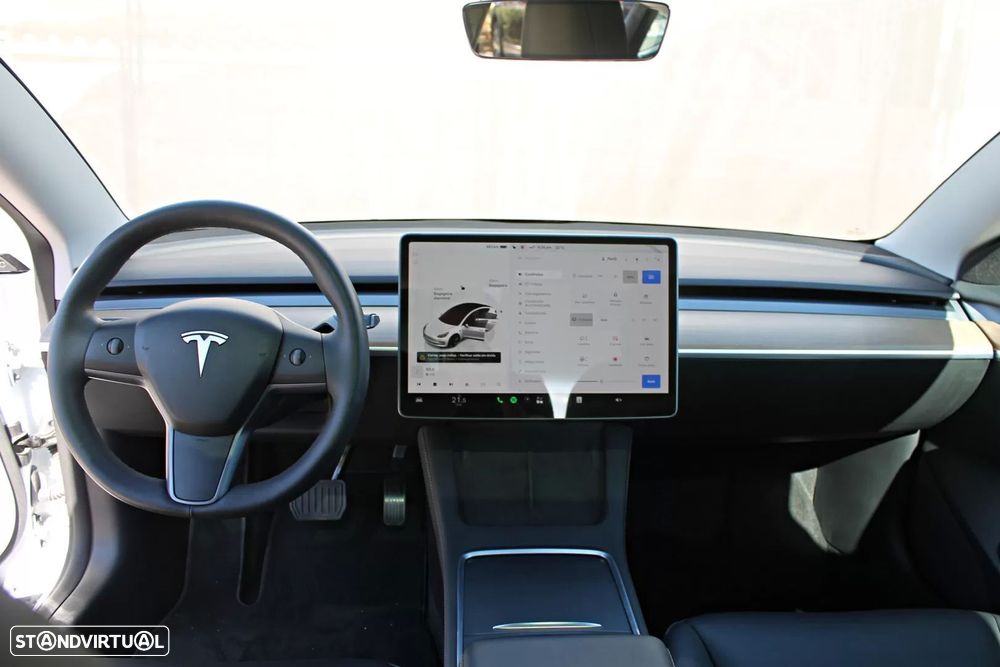 Tesla Model 3 - 14