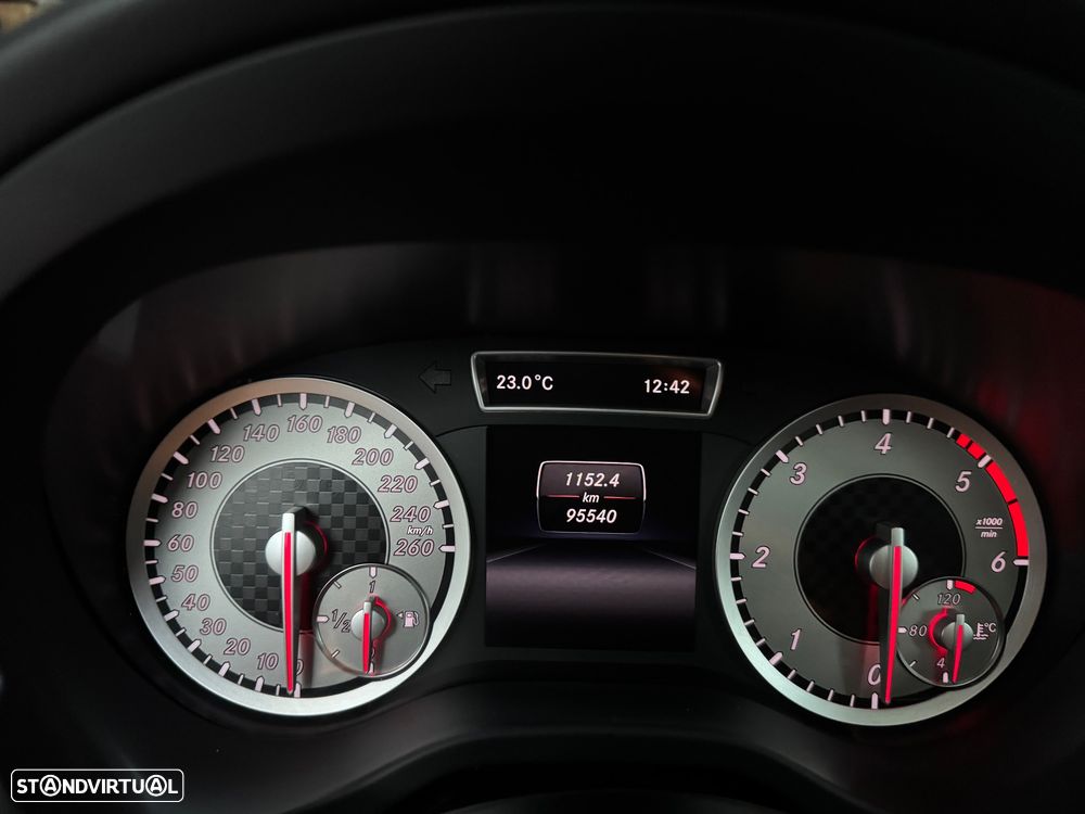 Mercedes-Benz A 180 CDI BE AMG Sport - 4