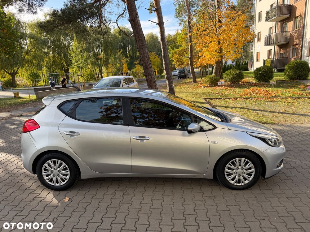 Kia Ceed - 7