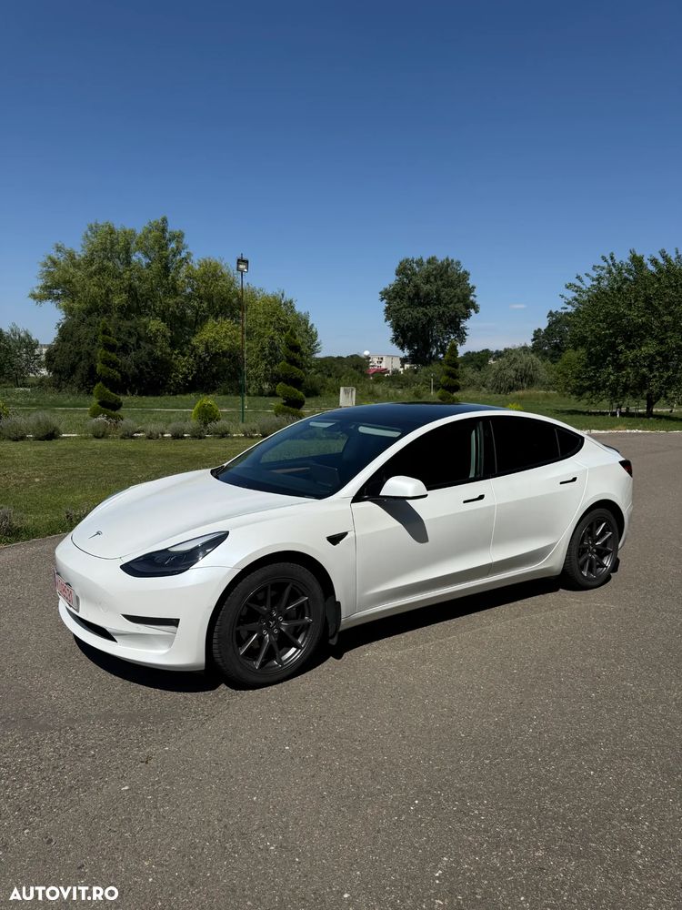 Tesla Model 3 Langstreckenbatterie Allradantrieb Dual Motor - 2