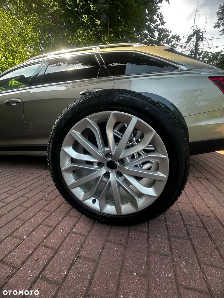 Audi A6 Allroad - 26