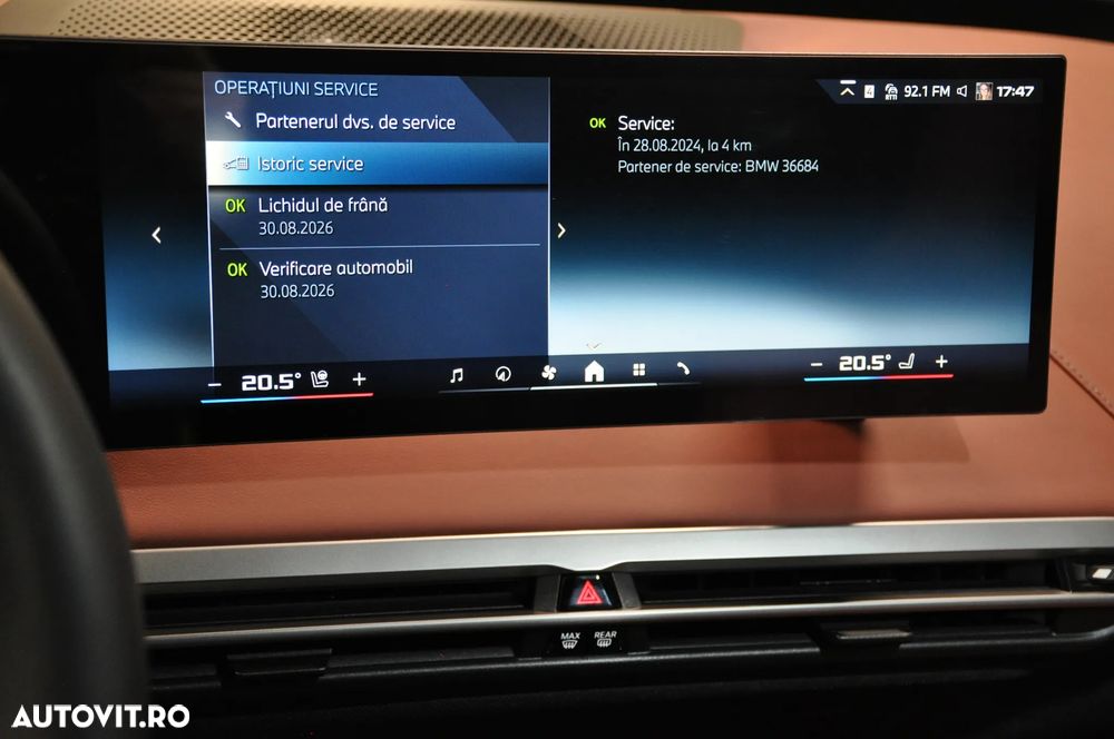 BMW iX xDrive60 - 31