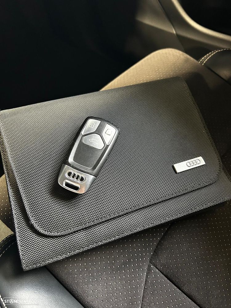 Audi Q7 3.0 TDI quattro S-line Tiptronic 7L - 39