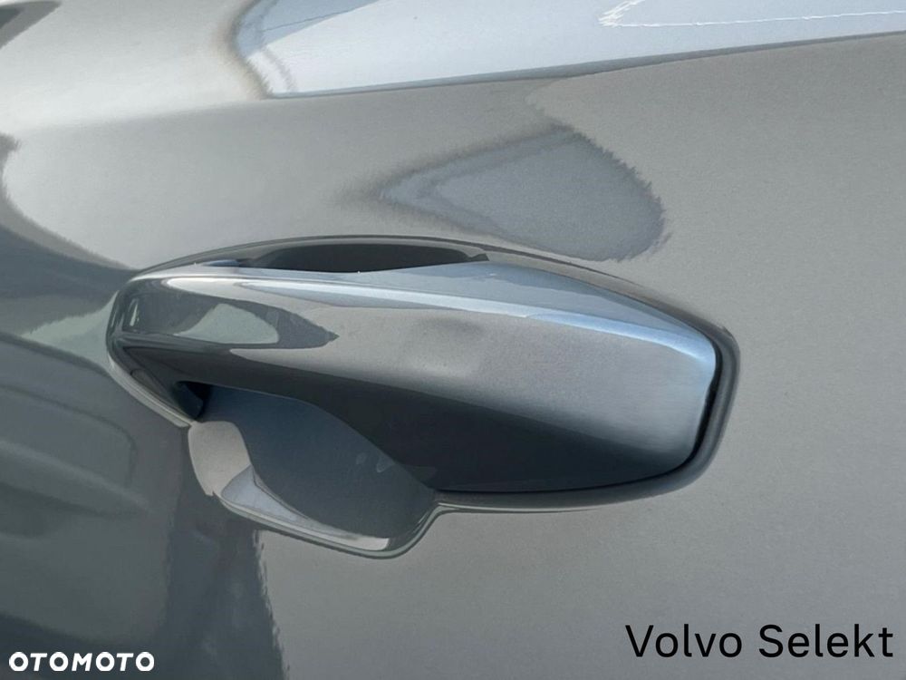 Volvo V60 Cross Country - 32