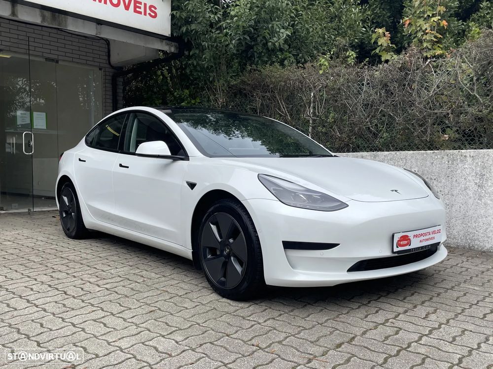 Tesla Model 3 Standard Range Plus RWD - 4